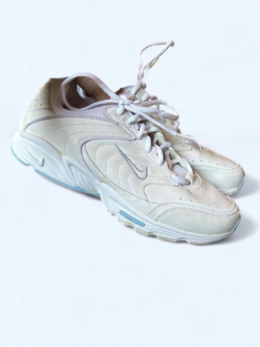 Vintage 2006 Nike Air White Baby Blue Swoosh Chunky Sneakers 308699-112 Size 8.5
